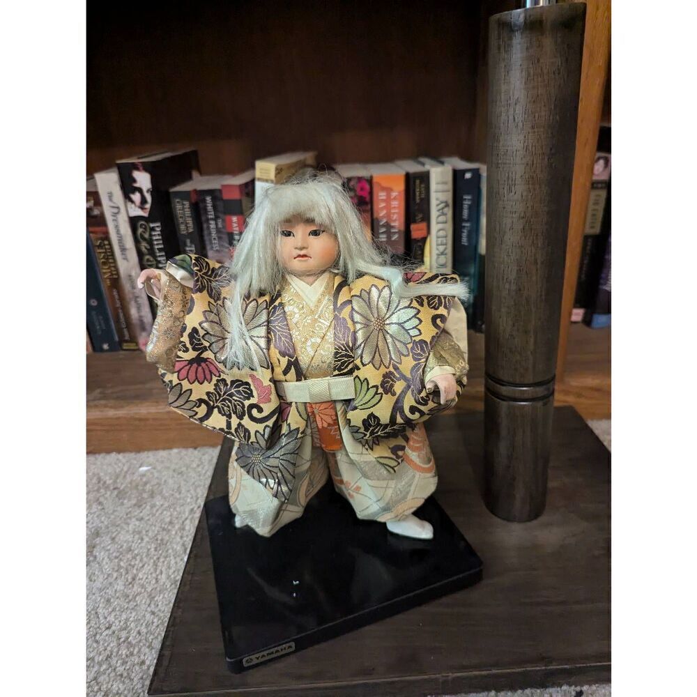 Vintage Antique Japanese Kyugutsu Kabuki Dancer Doll Figurine Traditional